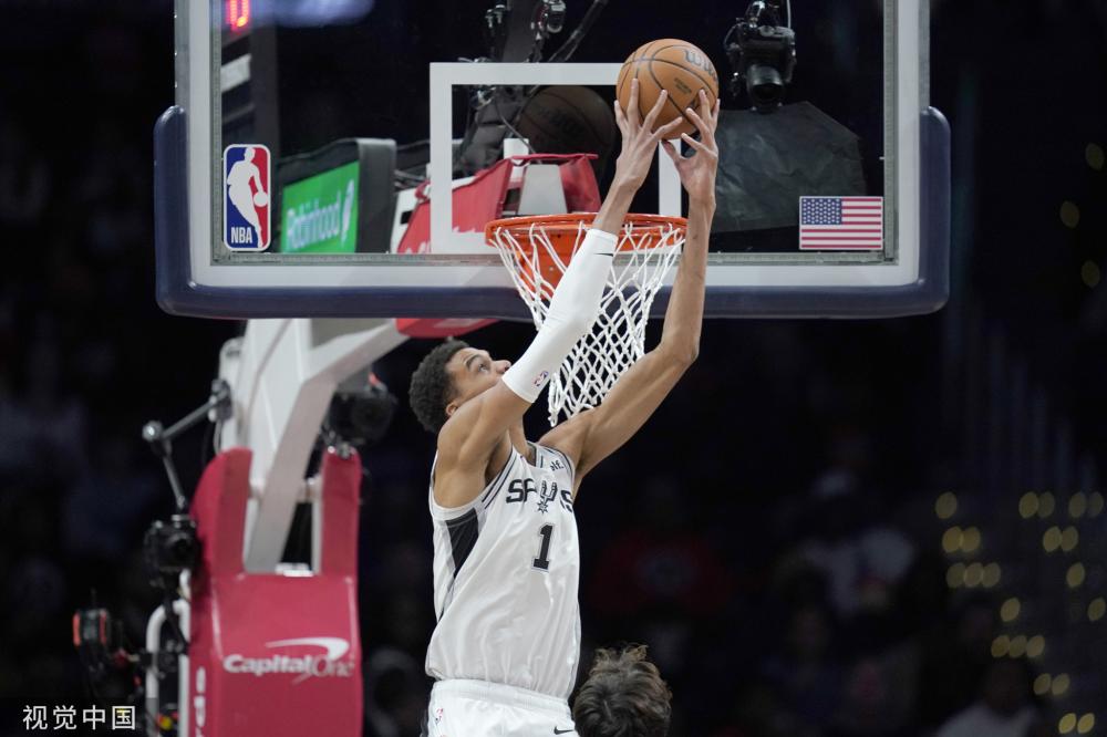 与合作的两 与合作的两