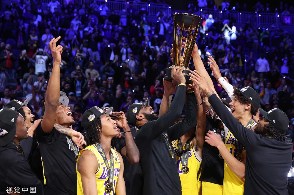 点射展示了 点射展示了